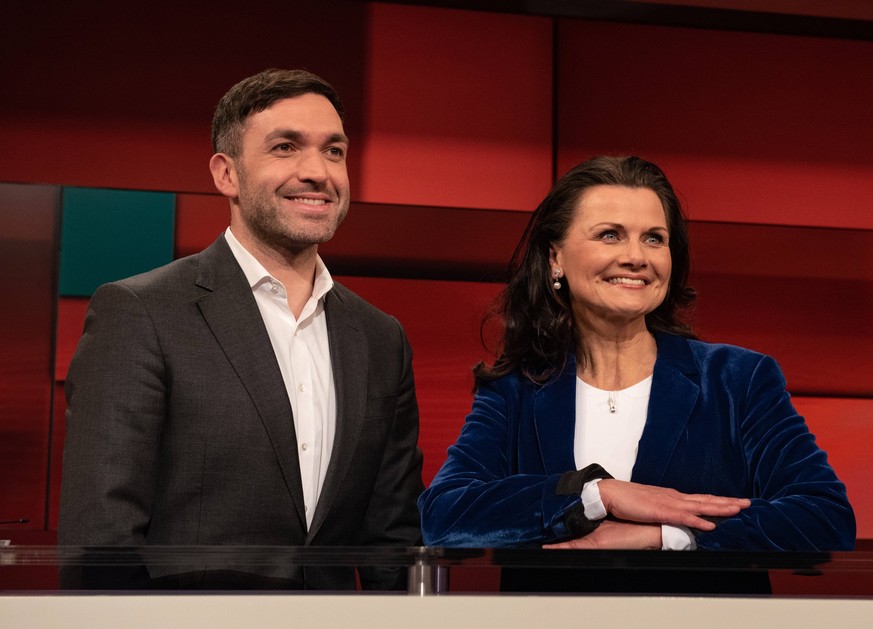 ARD Talkshow hart aber fair on climate protest in Berlin Konstantin Kuhle FDP , Gitta Connemann CDU at the ARD Talkshow produced by the WDR in the Studio Adlershof in Berlin, Germany on January 30, 20 ...
