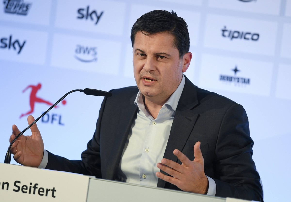 DFL-Chef Christian Seifert sagt, dass Solidarität im deutschen Profifußball "kein Lippenbekenntnis" sei. Hat er damit Unrecht?