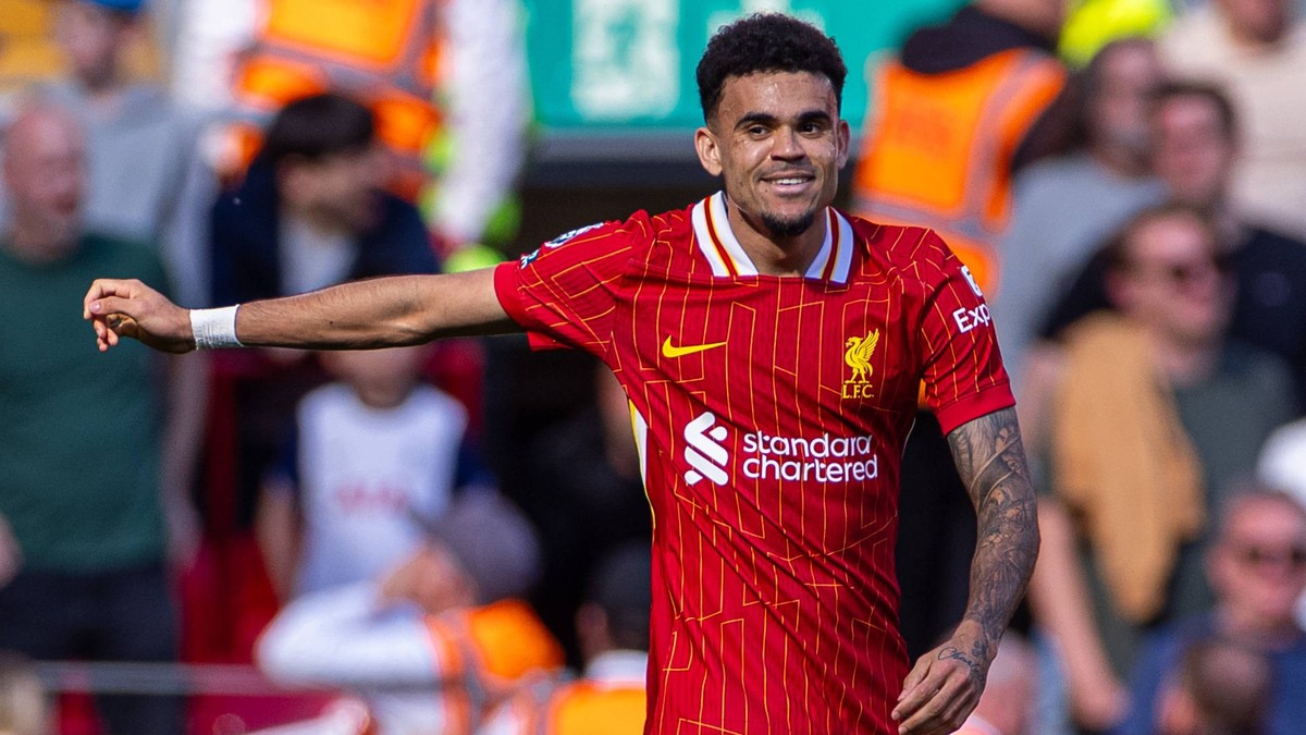 Football - FA Premier League - Liverpool FC v Tottenham Hotspur FC LIVERPOOL, ENGLAND - Sunday, April 27, 2025: Liverpool s Luis Diaz celebrates after scoring his first goal, to level the score at 1-1 ...