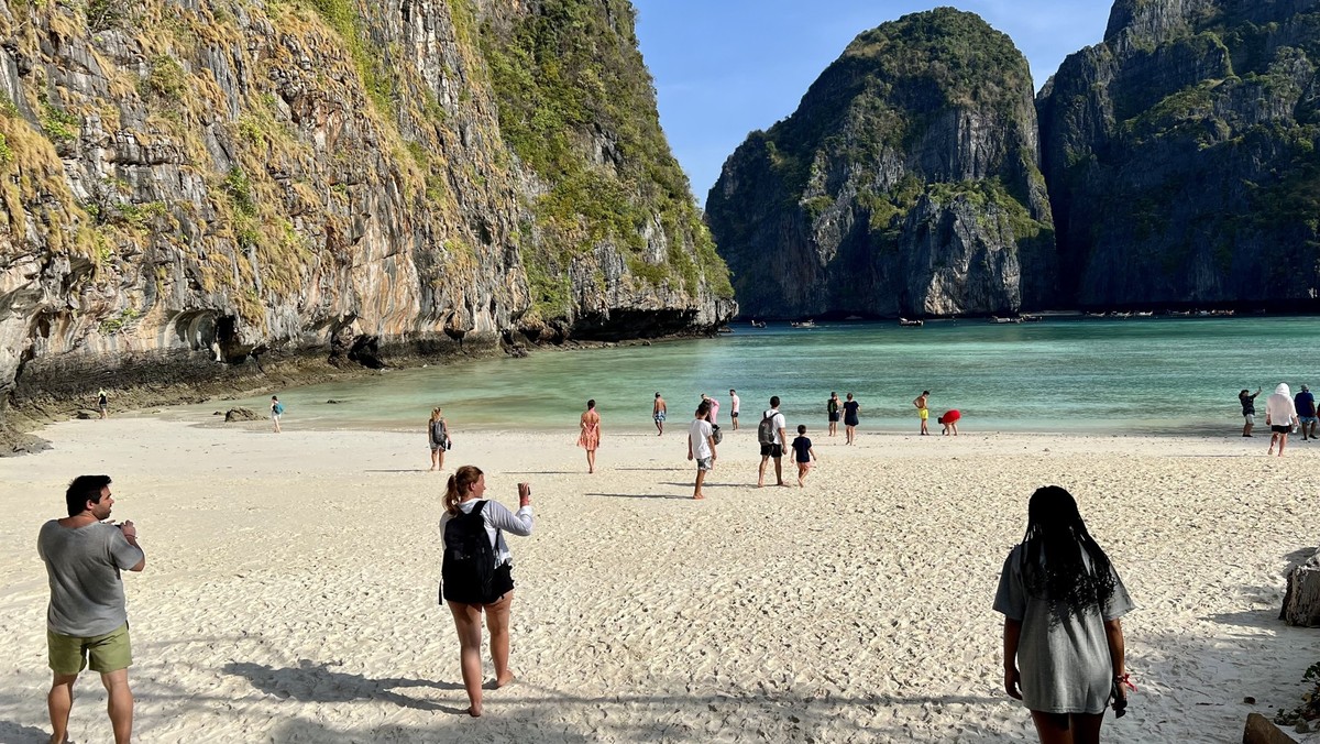 ARCHIV - 26.04.2023, Thailand, Ko Phi Phi: Die weltber