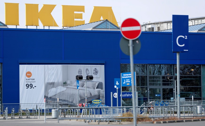 FILE PHOTO: An IKEA store is pictured after nationwide all IKEA stores were closed during the spread of the coronavirus disease (COVID-19) in Berlin, Germany, March 17, 2020. REUTERS/Fabrizio Bensch/F ...