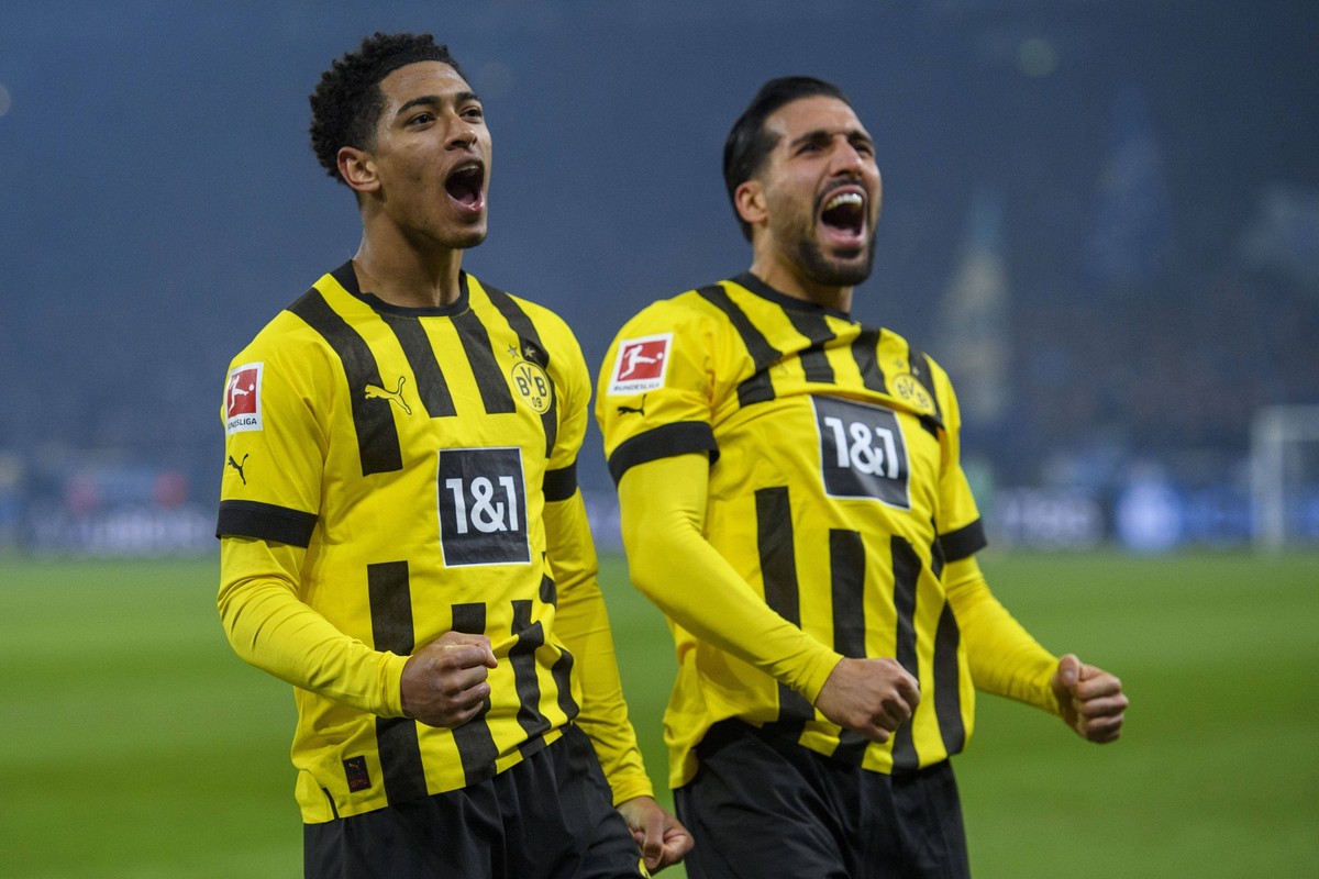 Fußball: 1. Bundesliga, Saison 2022/2023, 24. Spieltag, FC Schalke 04 - Borussia Dortmund am 11.03.2023 in der Veltins-Arena in Gelsenkirchen Nordrhein-Westfalen. Tor zum 1:2, Torjubel, Jubel, Freude ...