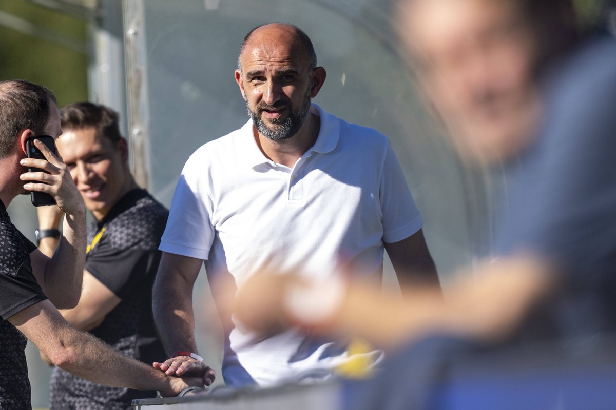 Fußball: öffentliches Training von Borussia Dortmund am 05.09.23, Saison 2023/2024 auf dem Trainingsgelände in Brackel. Slaven Stanic *** Soccer public training of Borussia Dortmund on 05 09 23, seaso ...