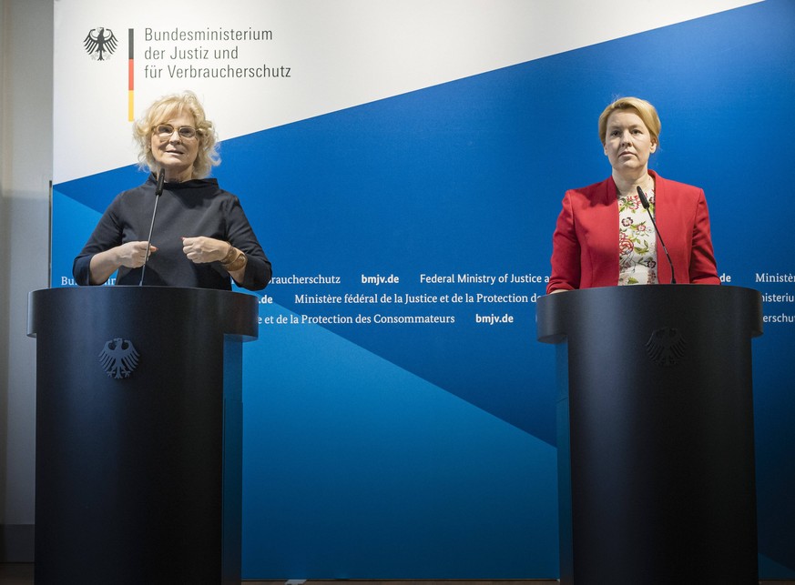 Christine Lambrecht, Bundesministerin der Justiz und fuer Verbraucherschutz und Bundesfamilienministerin Franziska Giffey, SPD, aufgenommen bei einer Videokonferenz, anlaesslich zum Abschlussbericht K ...