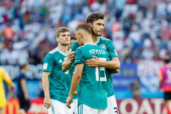 Kasan, Russland, 27.06.2018, FIFA Weltmeisterschaft, Gruppe F, Suedkorea - Deutschland, Joshua Kimmich (GER) und Jonas Hector (GER) nach dem spiel, enttaeuscht ( DeFodi507 *** Kazan Russia 27 06 2018  ...