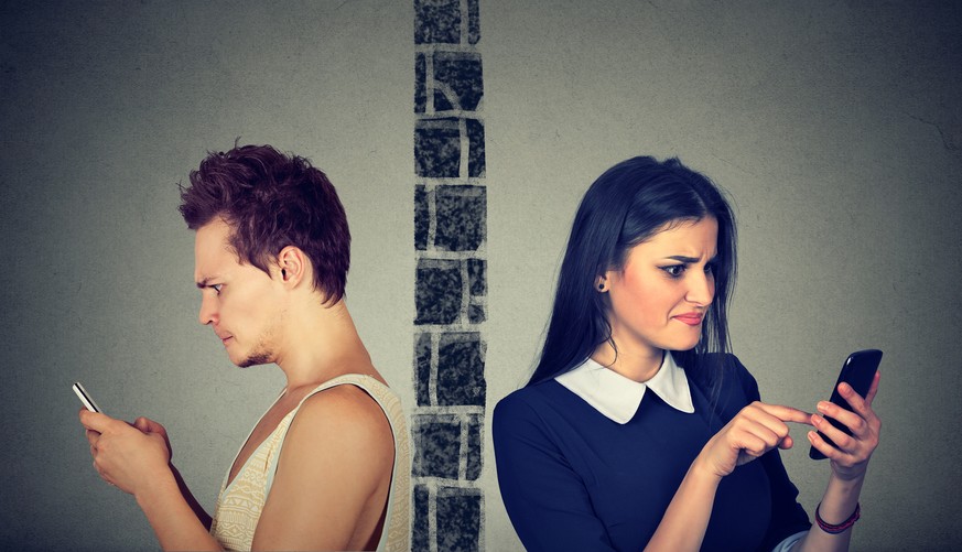 Es gibt tausend gute Gründe, warum sich Paare auf Social Media nicht vernetzen sollten