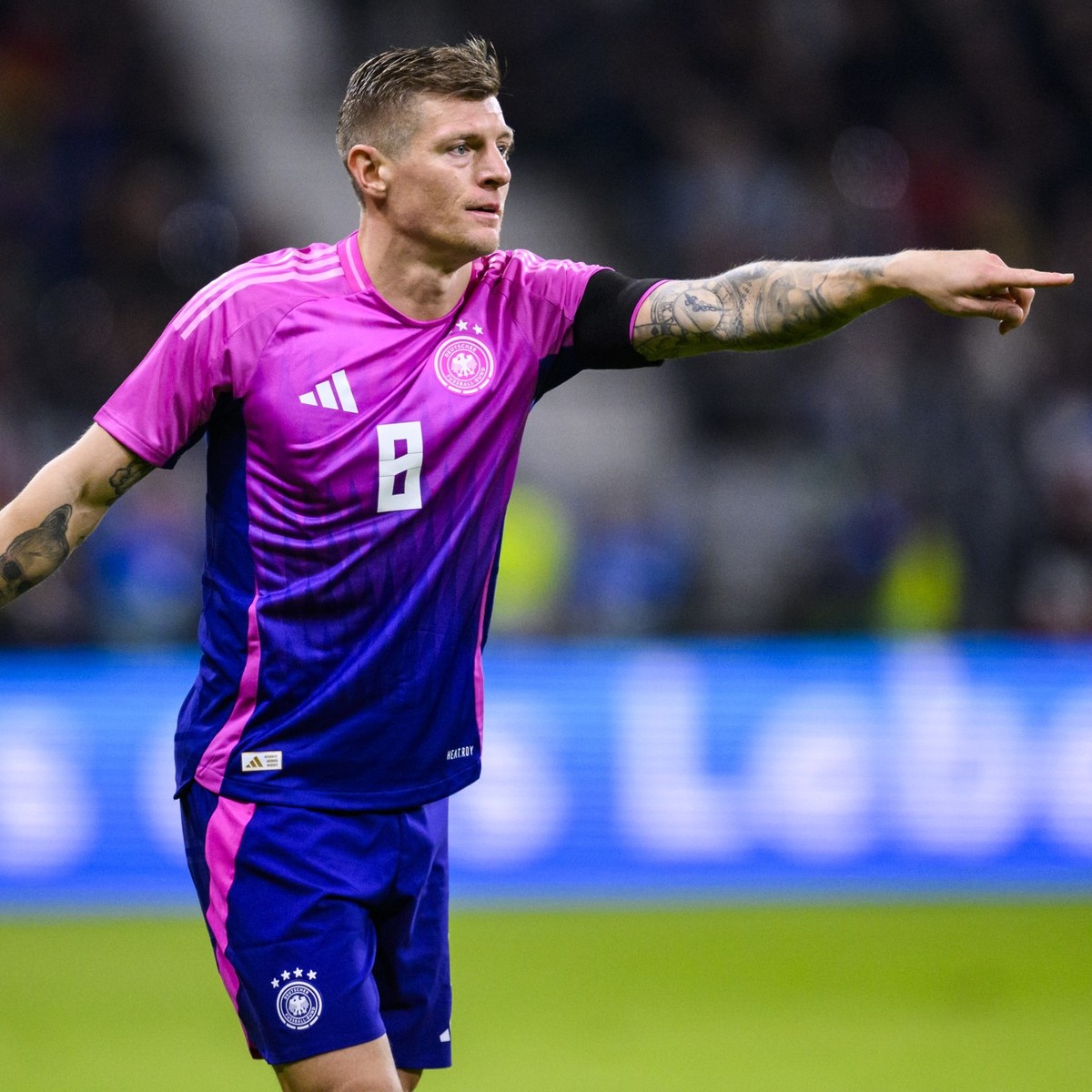 ARCHIV - 26.03.2024, Hessen, Frankfurt/M.: Fußball: Länderspiele, Deutschland - Niederlande, Deutsche Bank Park. Deutschlands Toni Kroos gestikuliert. Die DFB-Auswahl spielt in der Vorrunde gegen Unga ...
