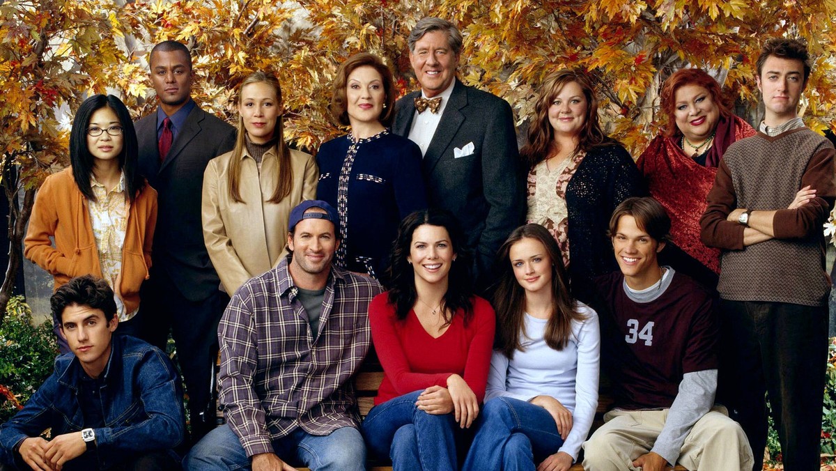 Keiko Agena, Yanic Truesdale, Liza Weil, Kelly Bishop, Edward Herrmann, Melissa Mccarthy, Liz Torres, Sean Gunn, Milo Ventimiglia, Scott Patterson, Lauren Graham, Alexis Bledel &amp; Jared Padalecki C ...