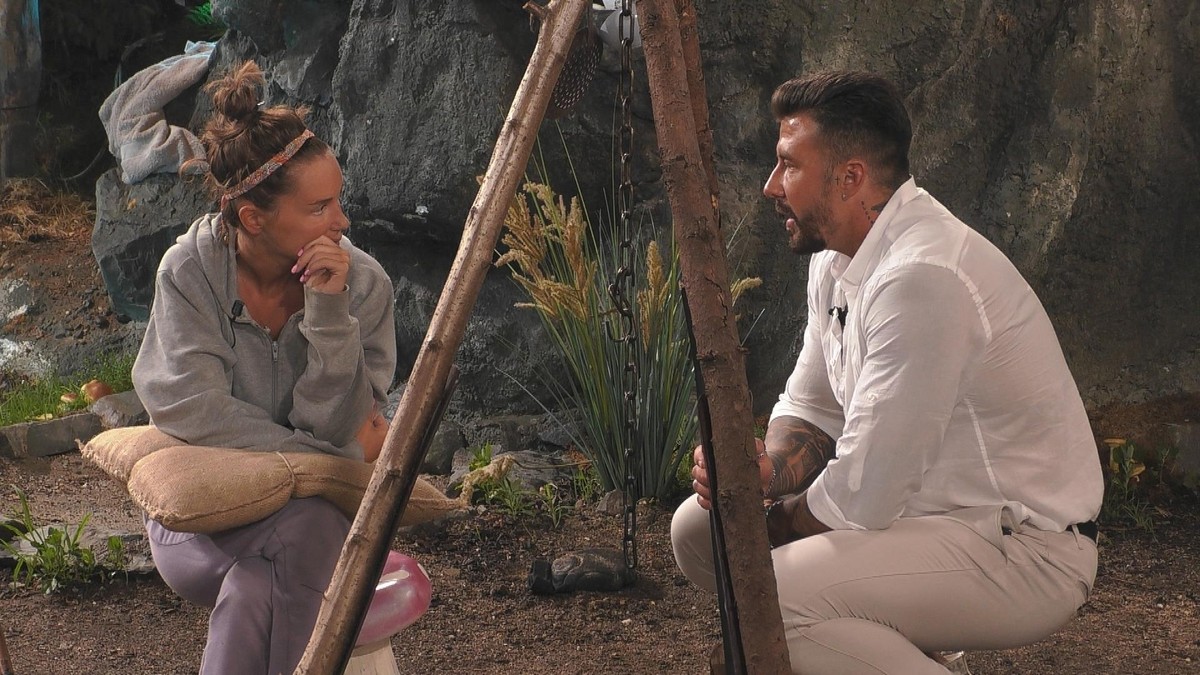 Adela zeigt Mischa die kalte Schulter.
PBB 2020Titel: Promi Big Brother 2020;Copyright: SAT.1;Bildredakteur: Clarissa Schreiner;Rechtehinweis: Dieses Bild darf bis eine Woche nach Ausstrahlung honorar ...