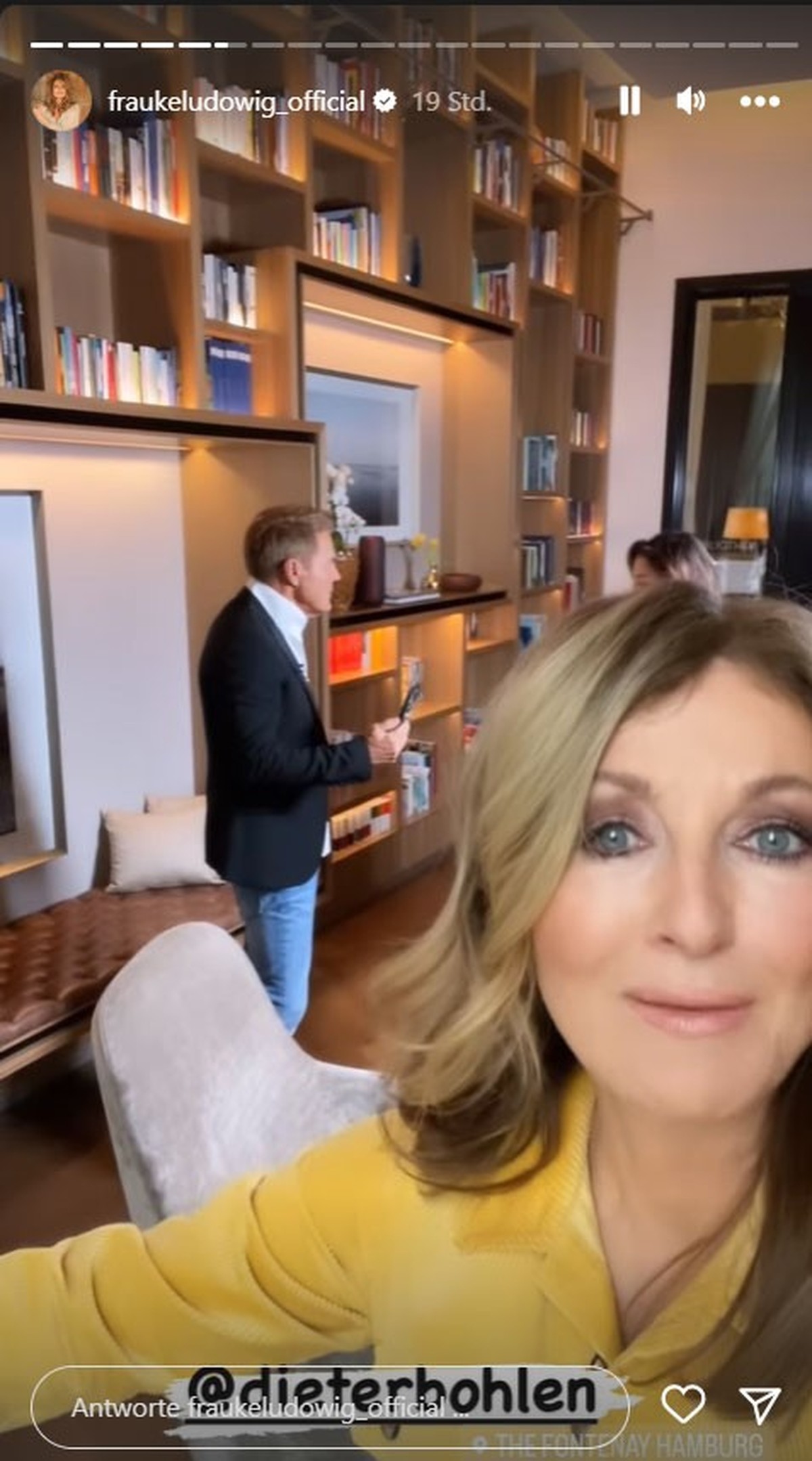 Frauke Ludowig teilt Backstage-Eindrücke mit Dieter Bohlen.