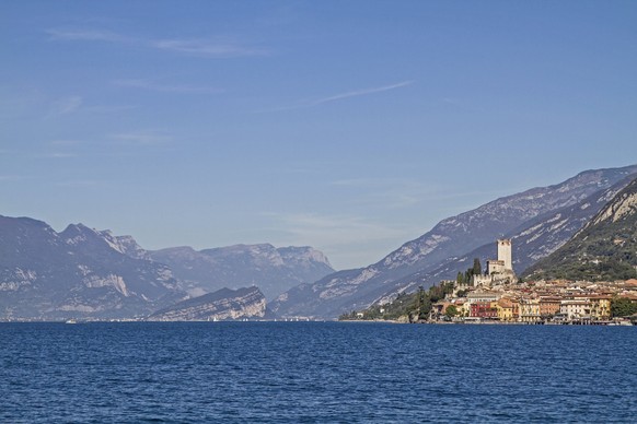 gardasee,trentino,malcesine,benaco,benaco,lago di garda *** lake garda,trentino,malcesine,lake gardas,trentinos,malcesines fqg-ier ,model released, Symbolfoto