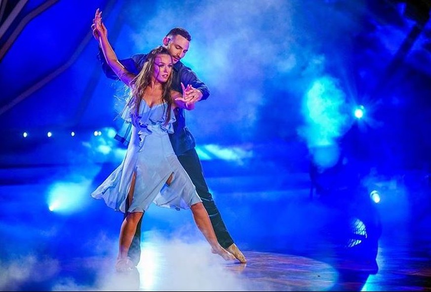 Laura Müller am 27. März bei "Let's Dance" mit ihrem Ersatz-Tanzpartner Robert Beitsch.