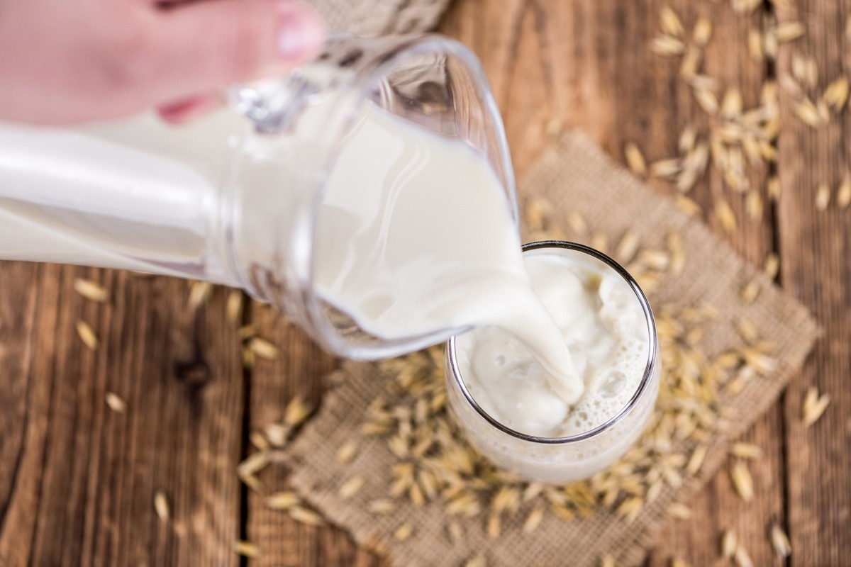 Da Hafer regional angebaut werden kann, ist diese Pflanzenmilch besonders umweltfreundlich.