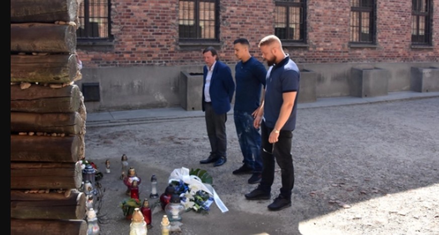 Kollegah und Farid Bang waren in der KZ-Gedenkstätte Auschwitz