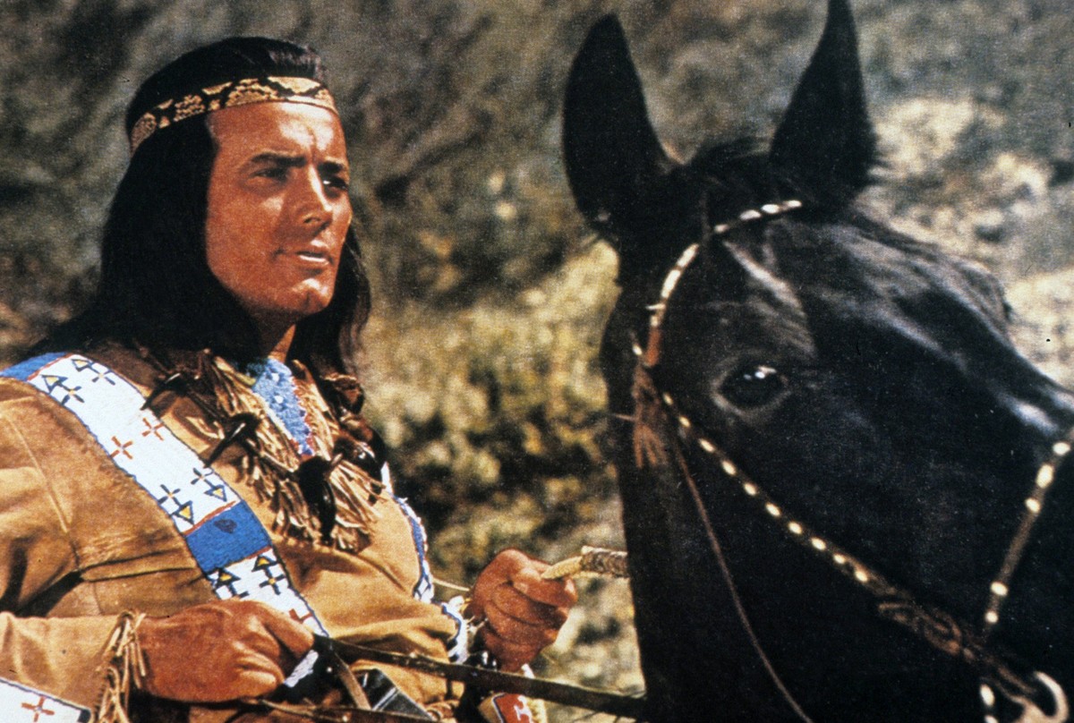 Winnetou la revolte des indiens apaches Winnetou 1 Teil 1963 Real Harald Reini Lex Barker Pierre Brice. Collection Christophel Atlantis Film / Jadran Film / Rialto Film Preben Philipsen PUBLICATIONxIN ...