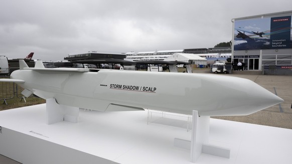 Día de apertura del Salón Aeronáutico Internacional de Farnborough en Hampshire, Inglaterra, el 22 de julio de 2024 Farnborough, Inglaterra, Reino Unido. 22 de julio de 2024. El Salón Aeronáutico Internacional de Farnborough se celebrará del 22 al 26 de julio de 2024.