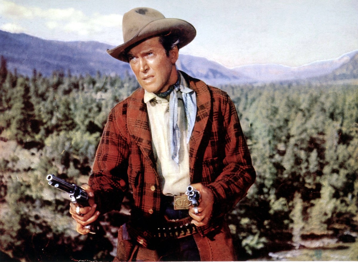 THE NAKED SPUR MGM JAMES STEWART Date: 1953. Strictly editorial use only in conjunction with the promotion of the film. Credit line mandatory. This image is copyright of the film company and is suppli ...