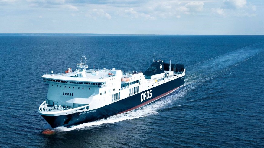 (ARKIV) DFDS Regina Seaways. DFDS beretter, at faergen i OEstersoeen tilhoerer dem, og at der er tale om et nedbrud i maskinrummet. Situationen er under kontrol, skriver rederiet til Ritzau. Det skriv ...