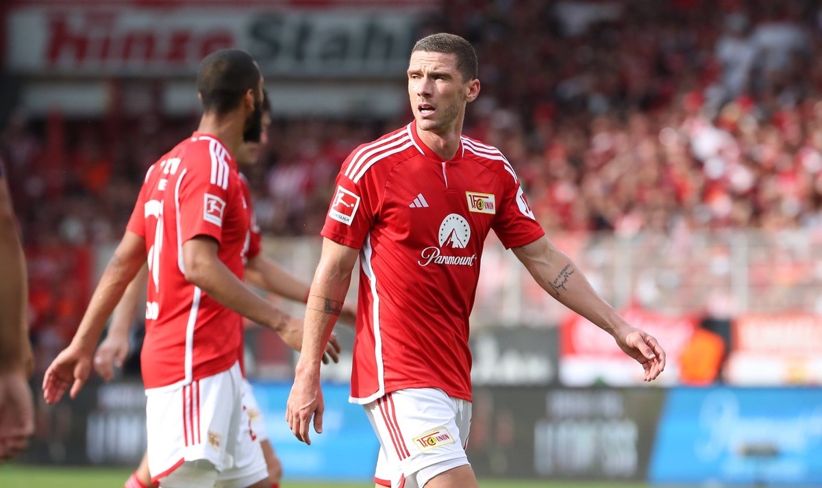 Sport Bilder des Tages Robin Gosens / Aktion / Oberk
