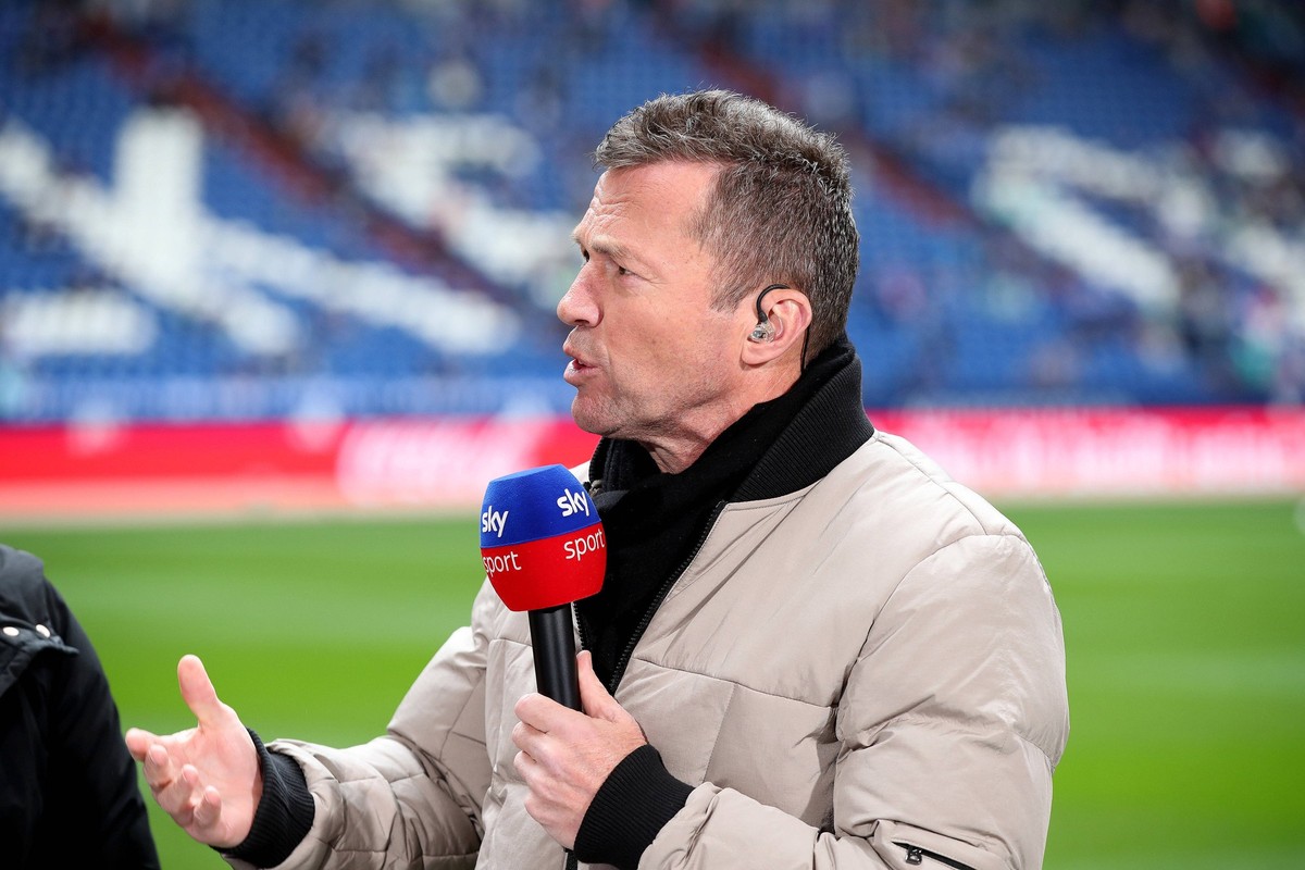 Lothar Matthäus ehemaliger Fussballspieler und heutiger Fussballexperte beim BL-Spiel Saison 2022/23 FC Schalke 04 - SV Werder Bremen. Copyright: Thomas Pakusch *** Lothar Matthäus former football pla ...