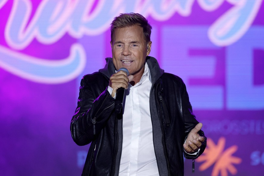 Sänger Dieter Bohlen bei seinem Bühnen-Comeback im Rahmen des Open-Air Konzerts Lieblingslieder - Deutschlands größtes Ohrwurm-Spektakel von Markus Krampe Entertainment in der Bonner Rheinaue. Bonn, 0 ...