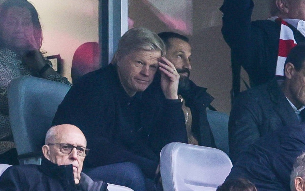 19.03.2023, Fussball, Saison 2022/2023, 1. Bundesliga, 25. Spieltag, Bayer 04 Leverkusen - FC Bayern München, v. l. Vorstandssvorsitzender Oliver Kahn FC Bayern München, Sportvorstand Hasan Salihamidz ...