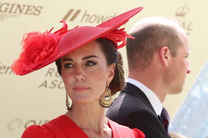 23.06.2023, Ascot, Windsor, GBR - HRH Prince William, Prince of Wales and HRH Catherine, Princess of Wales. Ascot racecourse. abgewandt, abwenden, Ascot, aussen, Aussenaufnahme, britisch, Duke of Camb ...