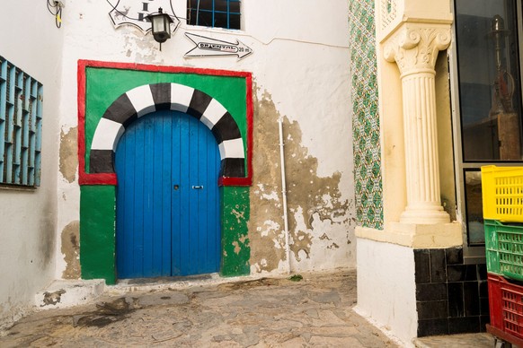 Traditionelle Tür in der Medina von Hammamet, Tunesien