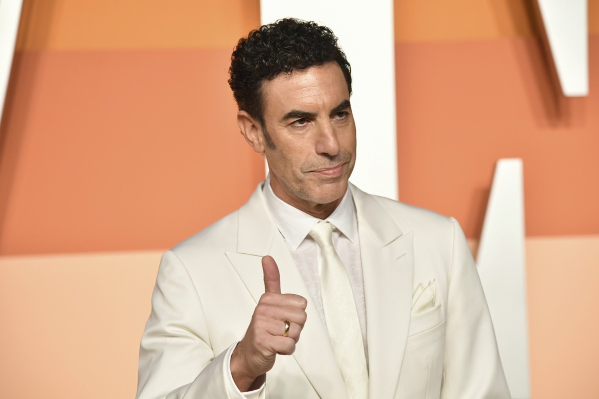 Sacha Baron Cohen arrives at the Vanity Fair Oscar Party on Sunday, March 2, 2025, at the Wallis Annenberg Center for the Performing Arts in Beverly Hills, Calif. (Photo by Evan Agostini/Invision/AP)