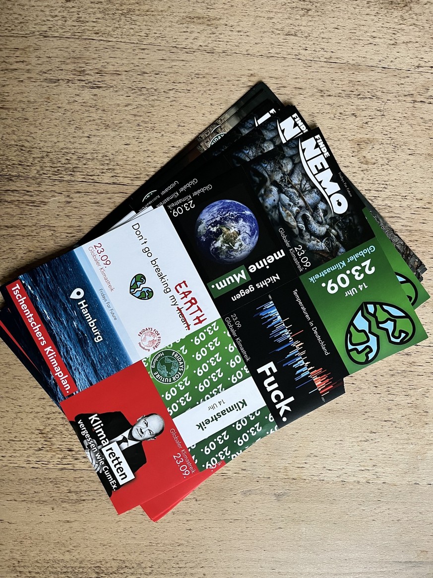 Acht verschiedene Sticker sollen auf den globalen Klimastreik am 23. September aufmerksam machen.