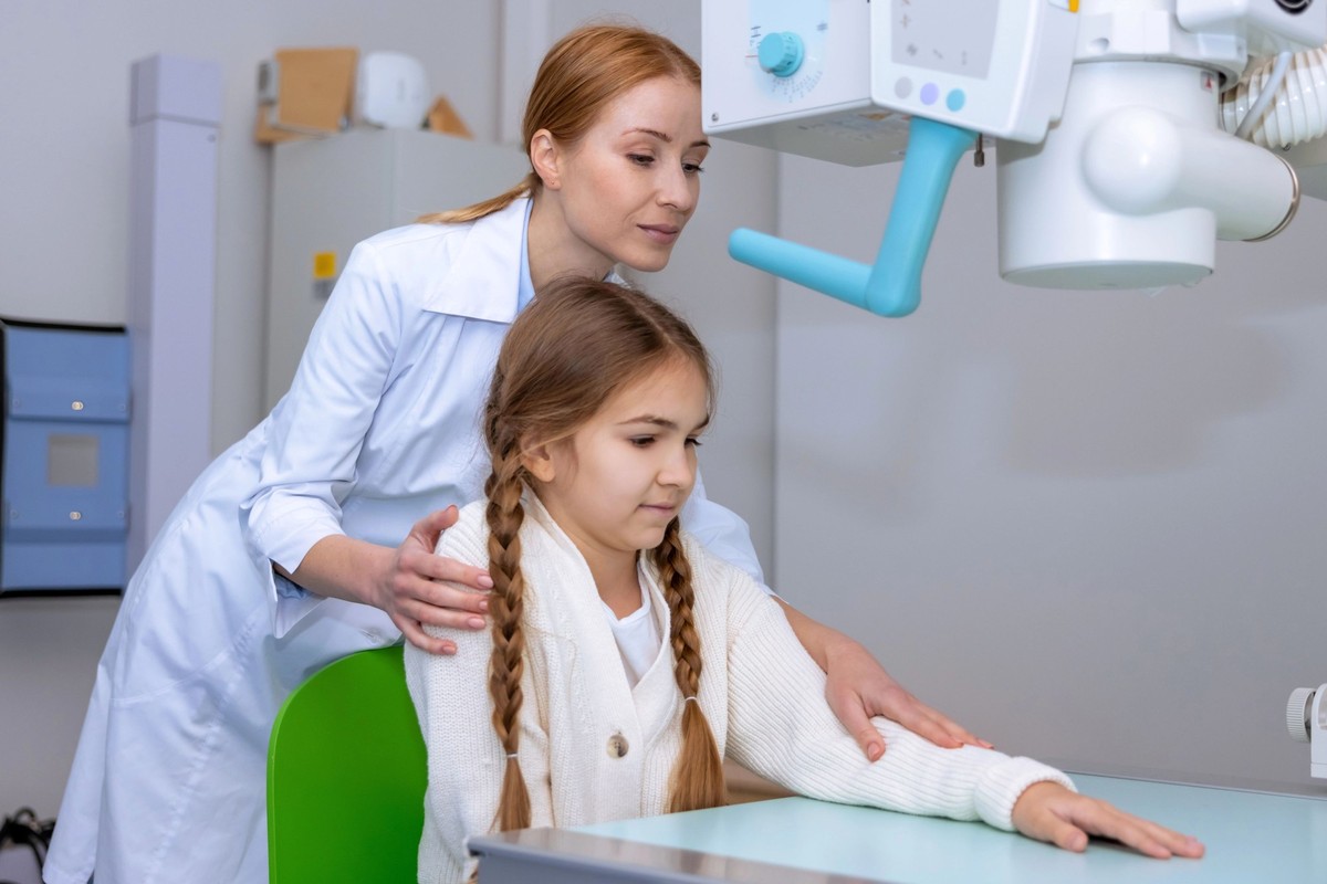 Die Behandlung von Kindern erfordert besonders viel Feingefühl.