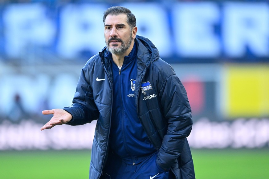 Paderborn, Home Deluxe Arena, 19.01.25, GER, Herren, 2.Bundesliga, Saison 2024-2025, SC Paderborn 07 - Hertha BSC Berlin Bild: Trainer Christian FIEL Hertha BSC Only for editorial use DFL regulations  ...