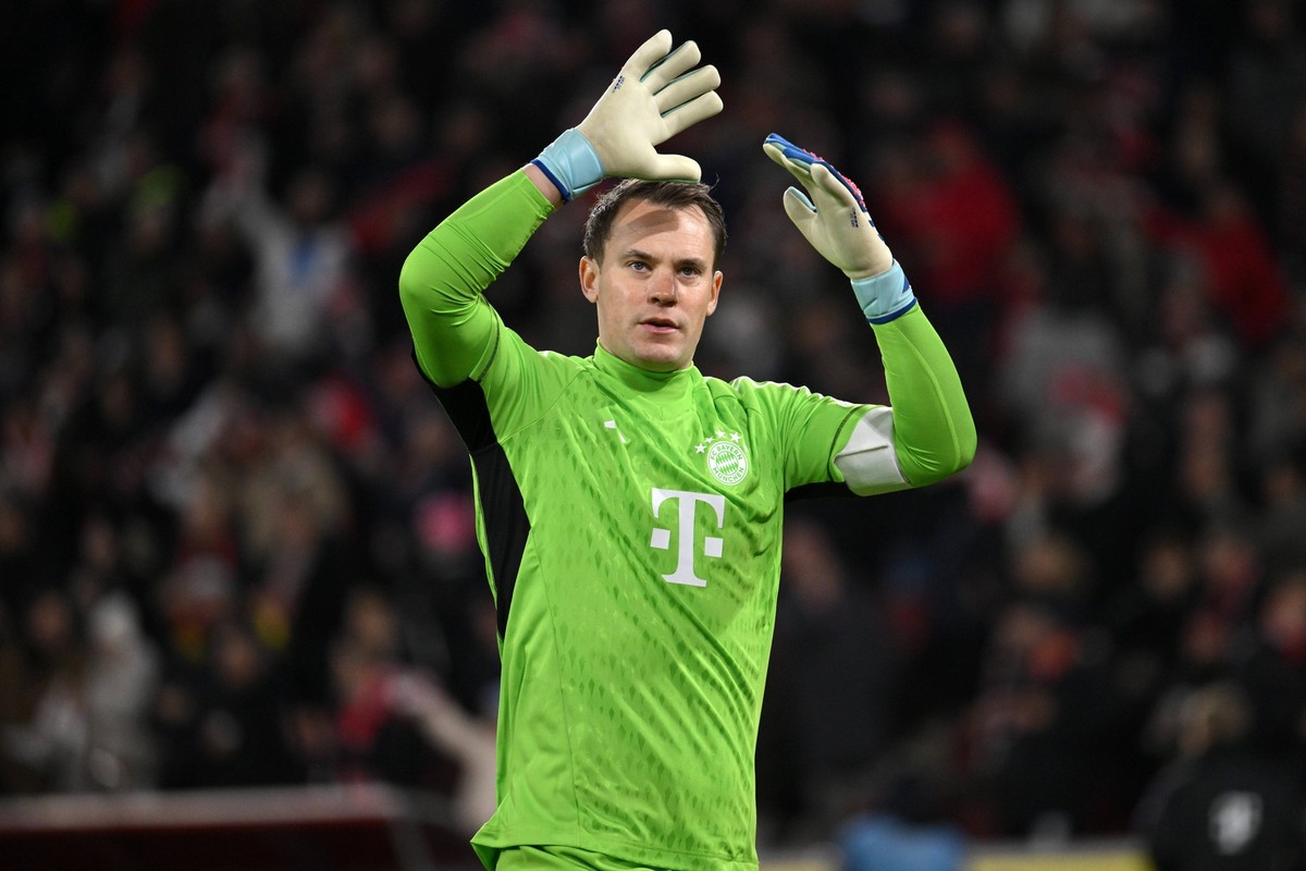 Torwart Manuel Neuer Bayern Muenchen 24.11.2023, Fussball 1. Bundesliga, 12. Spieltag, Saison 2023/2024 1. FC K