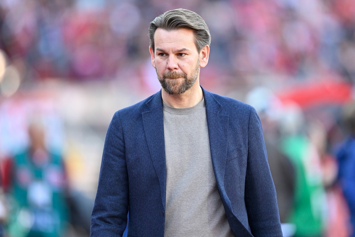 Nuernberg, Max-Morlock-Stadion, 09.05.25, GER, Herren, 2.Bundesliga, Saison 2024-2025, 1.FC Nuernberg - 1.FC Koeln Bild: Sportdirektor Thomas KESSLER Koeln DFL regulations prohibit any use of photogra ...
