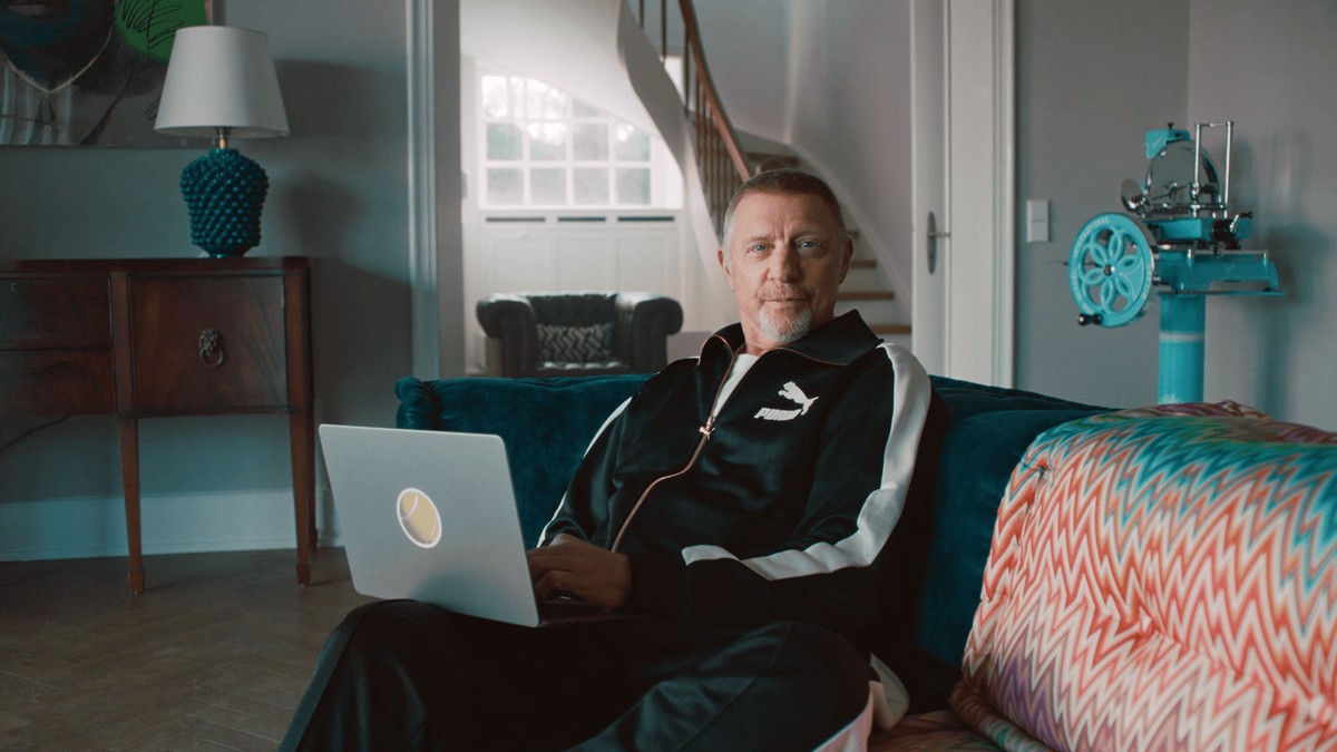 Boris Becker beweist Selbstironie.