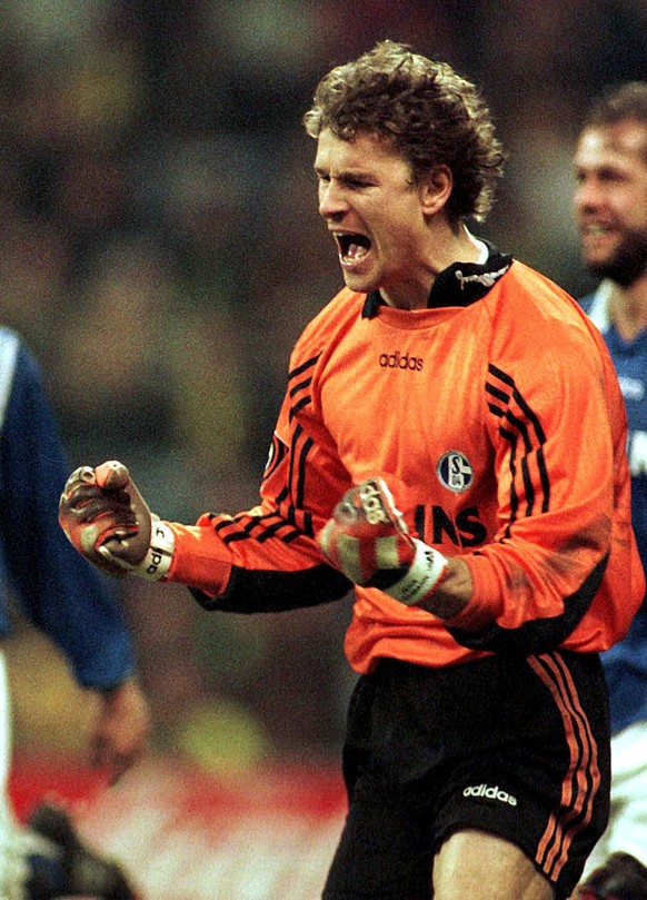 Jens Lehmann jubelte später im BVB-Trikot.