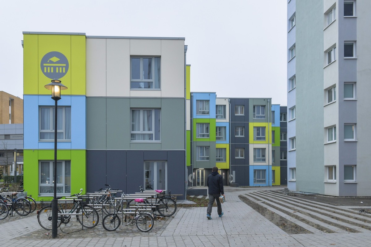 Studentenwohnheim, Mollwitzstraße, Charlottenburg, Berlin, Deutschland *** Student Residence, Mollwitzstraße, Charlottenburg, Berlin, Germany