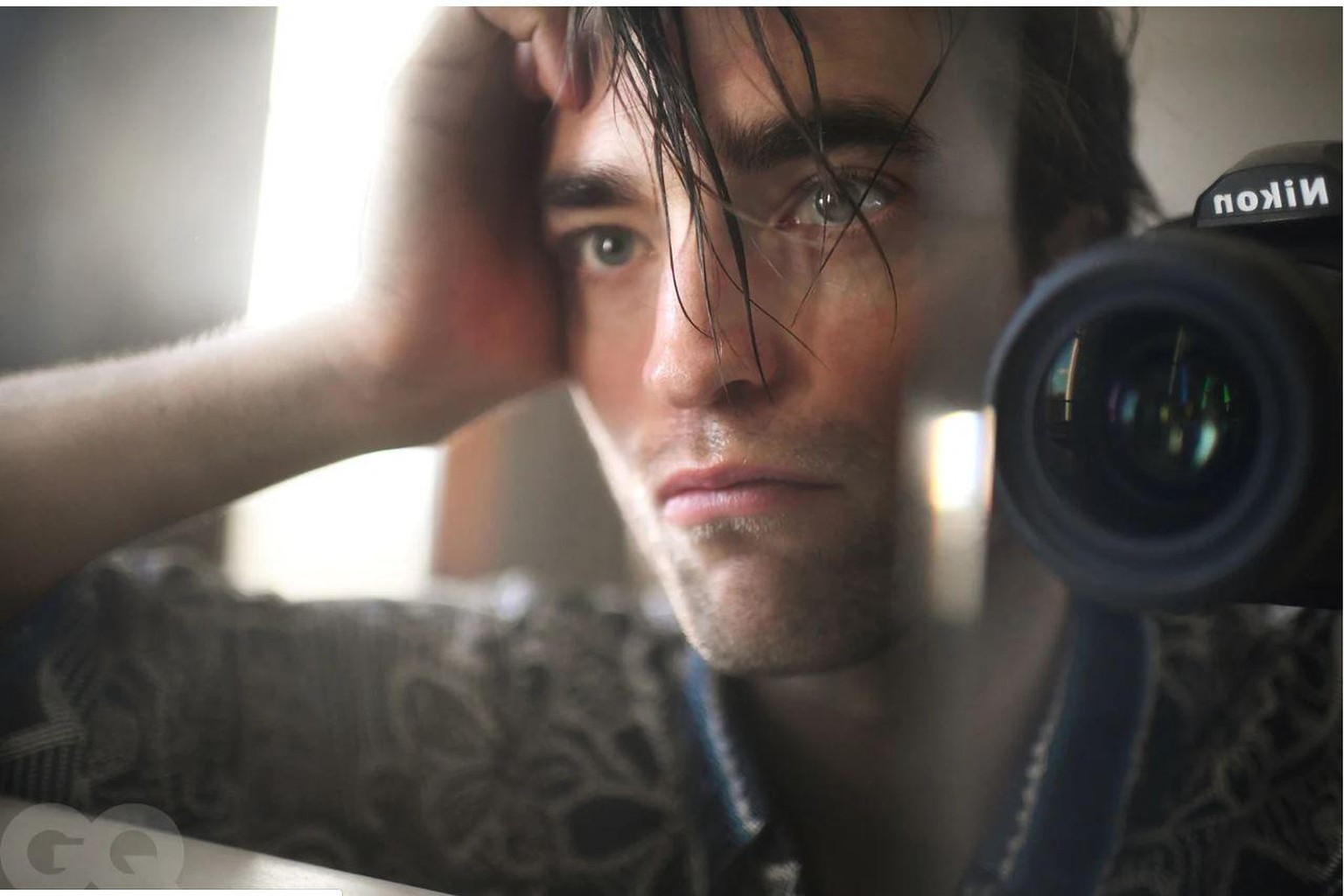 Das Cover der GQ ziert im Juni der Schauspieler Robert Pattinson.