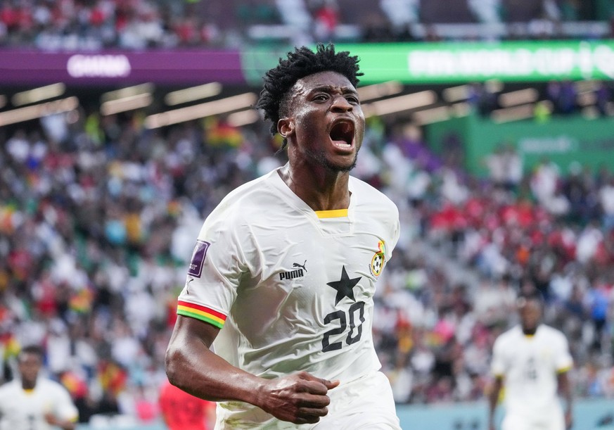221128 -- AL RAYYAN, Nov. 28, 2022 -- Mohammed Kudus of Ghana celebrates scoring during the Group H match between South Korea and Ghana at the 2022 FIFA World Cup, WM, Weltmeisterschaft, Fussball at E ...
