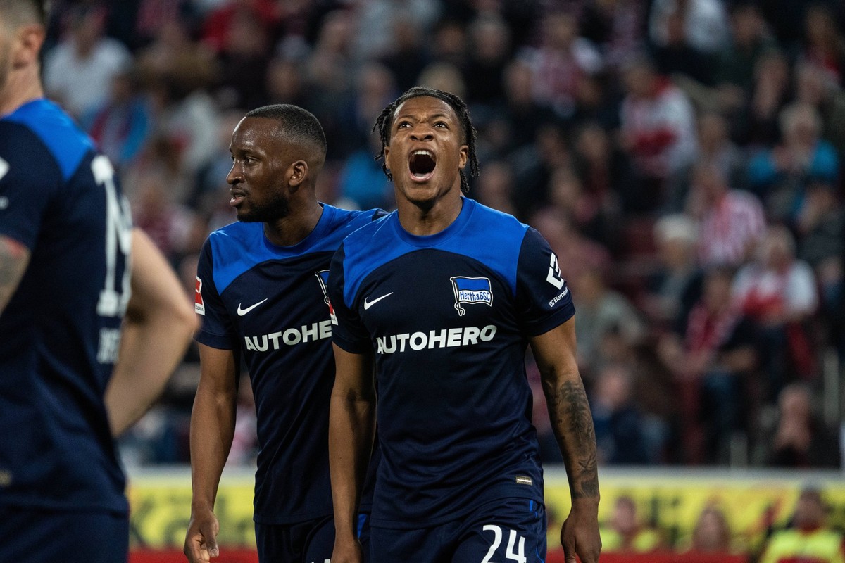 GER, 1.FBL 1. FC Koel vs Hertha BSC Berlin / 12.05.2023, RheinEnergieSTADION, Köln, GER, 1.FBL 1. FC Koel vs Hertha BSC Berlin im Bild / picture shows Jessic Ngankam Hertha BSC Berlin, 24 enttäuscht,  ...