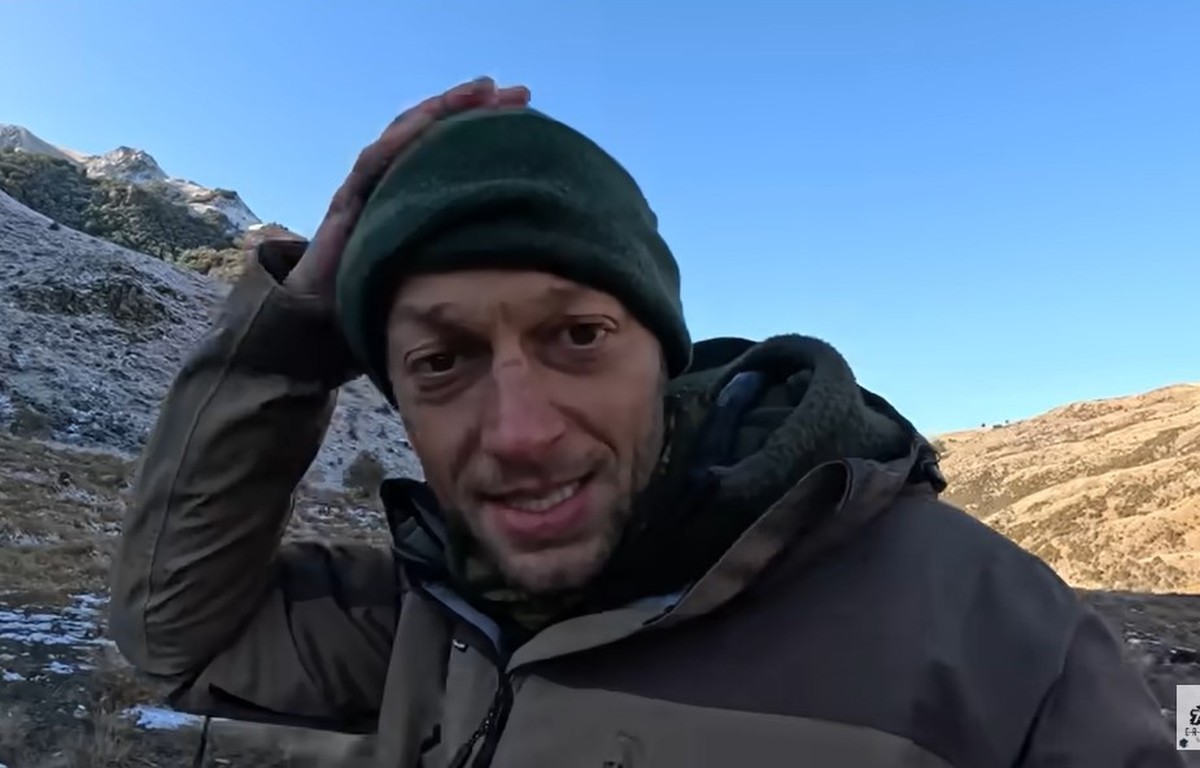 Joe Vogel in der ersten Folge der Survival-Reality-Show &quot;7 vs. Wild&quot;, Staffel 4.
