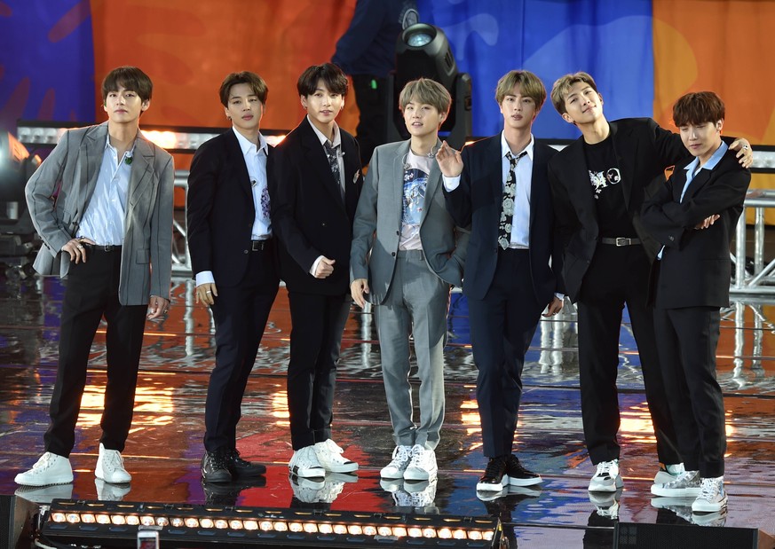 NEW YORK, NY - MAY 15: BTS perform on ABC s Good Morning America in New York City on May 15, 2019. PUBLICATIONxINxGERxSUIxAUTxONLY Copyright: xJohnxPalmerx