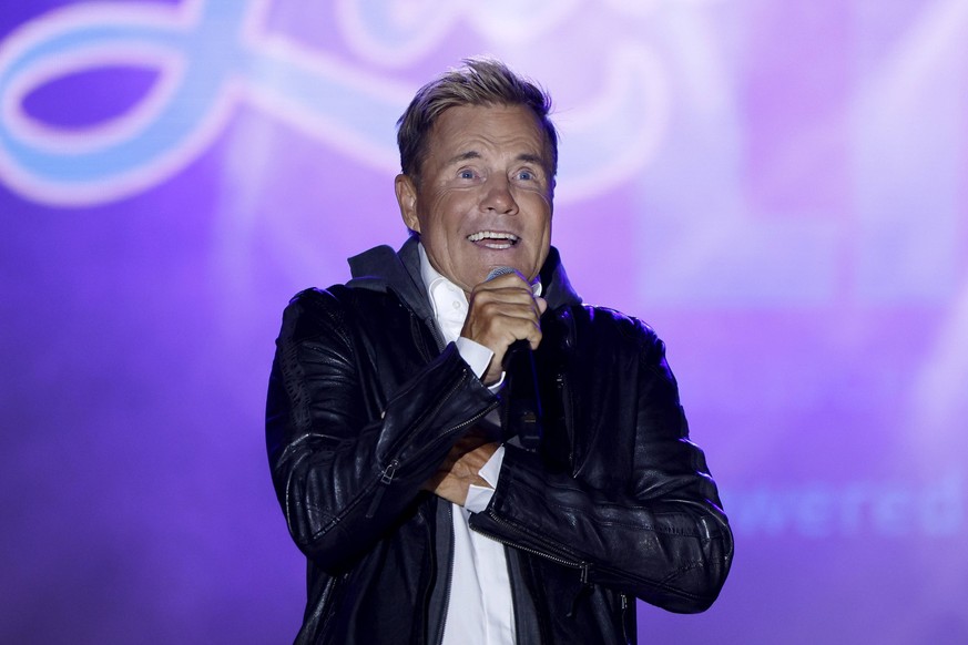 Sänger Dieter Bohlen bei seinem Bühnen-Comeback im Rahmen des Open-Air Konzerts Lieblingslieder - Deutschlands größtes Ohrwurm-Spektakel von Markus Krampe Entertainment in der Bonner Rheinaue. Bonn, 0 ...