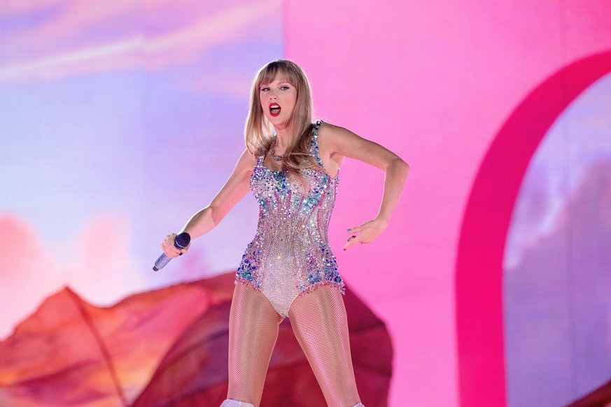 March 24, 2023, Las Vegas, NV, USA: LAS VEGAS, NEVADA - MARCH 24: Editorial Use Only Taylor Swift performs onstage during the Taylor Swift The Eras Tour at Allegiant Stadium on March 24, 2023 in Las V ...