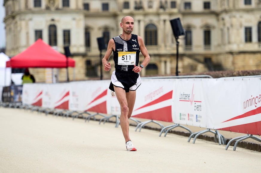 Hendrik Pfeiffer beim Halbmarathon in Dresden