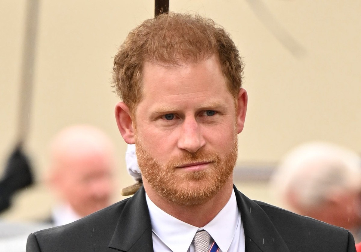 ARCHIV - 06.05.2023, Großbritannien, London: Prinz Harry kommt zur Krönungszeremonie von König Charles III. (zu dpa: «Harry trifft Vater Charles bei Besuch in London nicht») Foto: Andy Stenning/AP/dpa ...