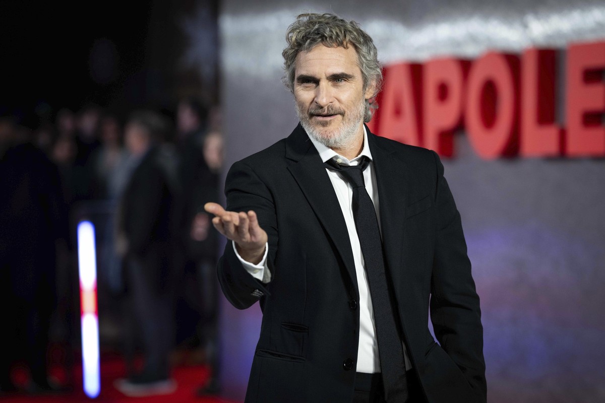 Joaquin Phoenix poses for photographers upon arrival at the UK premiere of the film &#039;Napoleon&#039; in London, Thursday, Nov. 15, 2023. (Photo by Scott Garfitt/Invision/AP)