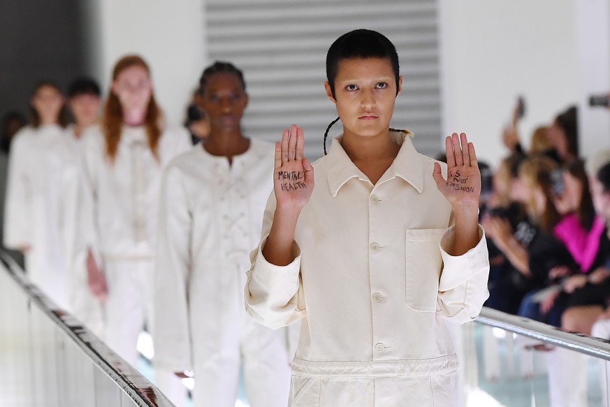 MILAN, ITALY - SEPTEMBER 22: Models walk the runway at the Gucci Spring/Summer 2020 fashion show during Milan Fashion Week on September 22, 2019 in Milan, Italy. (Photo by Jacopo Raule/Getty Images fo ...