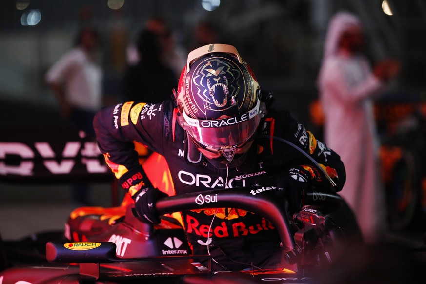 Formula 1 2023: Qatar GP LOSAIL INTERNATIONAL CIRCUIT, QATAR - OCTOBER 08: Max Verstappen, Red Bull Racing RB19, 1st position, arrives in Parc Ferme during the Qatar GP at Losail International Circuit ...