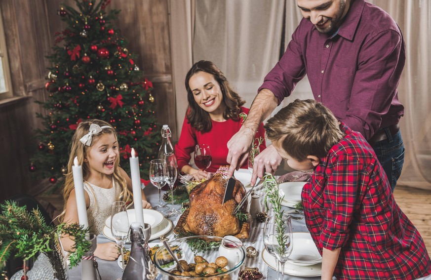 Die guten (veganen) Vorsätze für die Weihnachtszeit? Dahingeschmolzen. Unsere Autorin berichtet von den Schwierigkeiten durch Glühwein, Plätzchen und das familiäre Weihnachtsessen (Symbolbild).